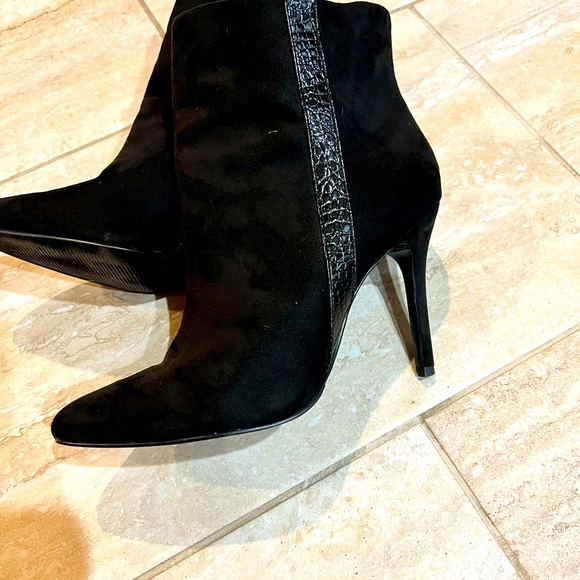 Saks Fifth Avenue Black Suede Booties, LIKE NEW! - Picture 3 of 7